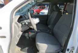 2019 Nissan Frontier - Image 25