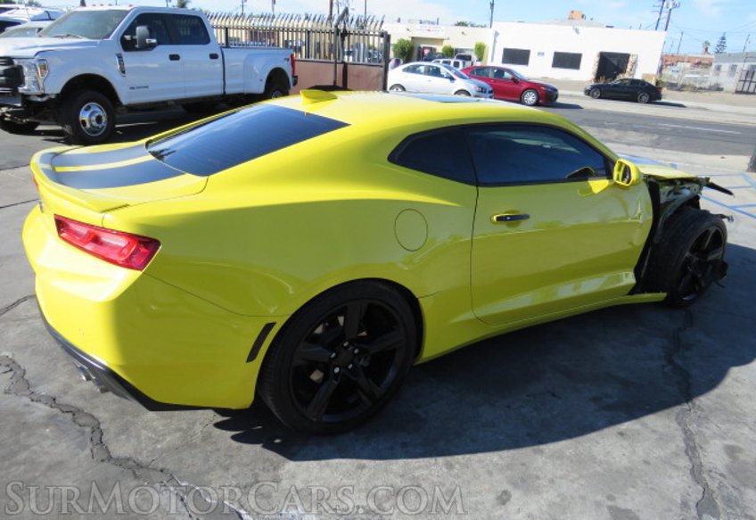 2017 Chevrolet Camaro - Image 8