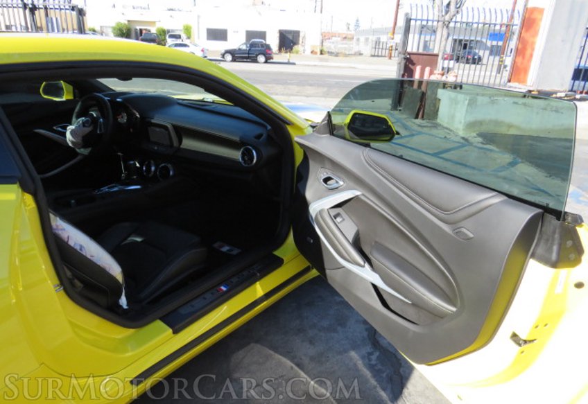 2017 Chevrolet Camaro - Image 19