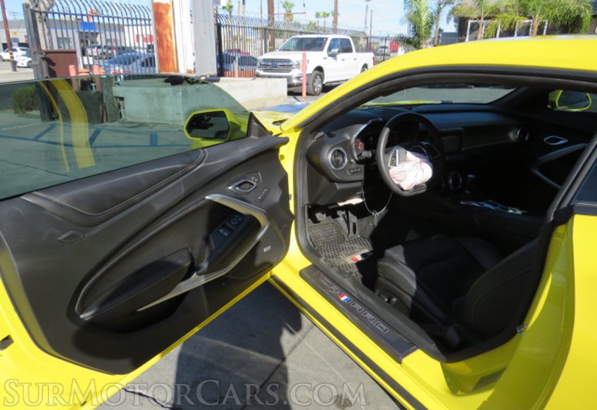 2017 Chevrolet Camaro - Image 18