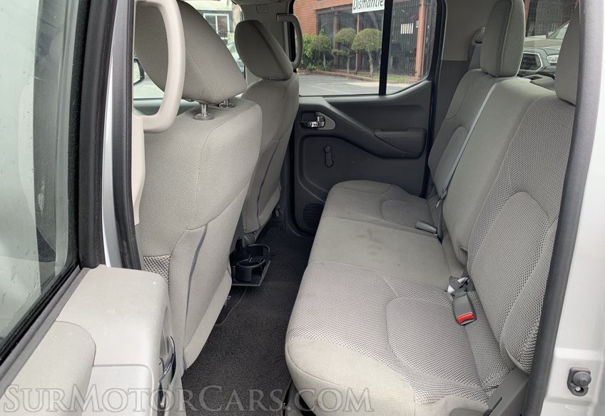 2019 Nissan Frontier - Image 28