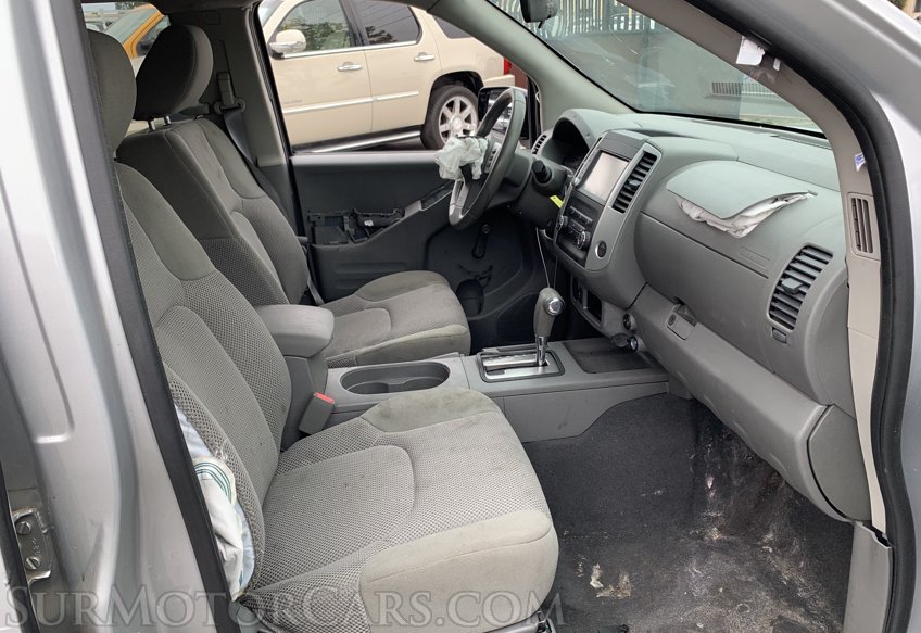 2019 Nissan Frontier - Image 25