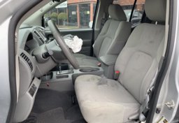 2019 Nissan Frontier - Image 22