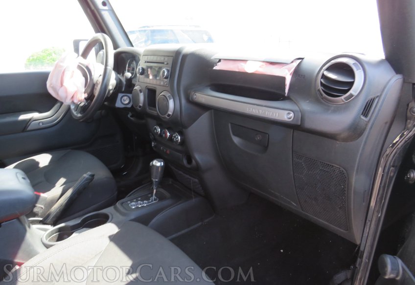 2018 Jeep Wrangler JK - Image 21