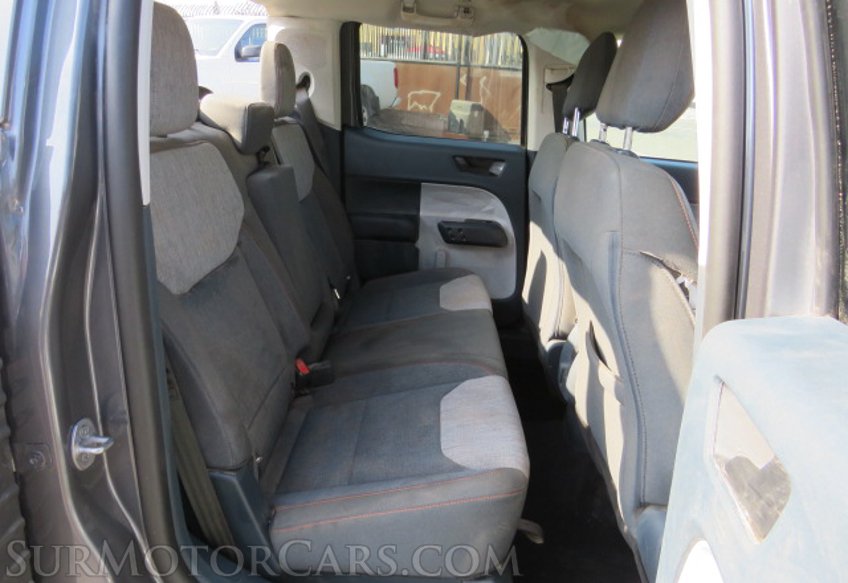 2022 Ford Maverick - Image 32