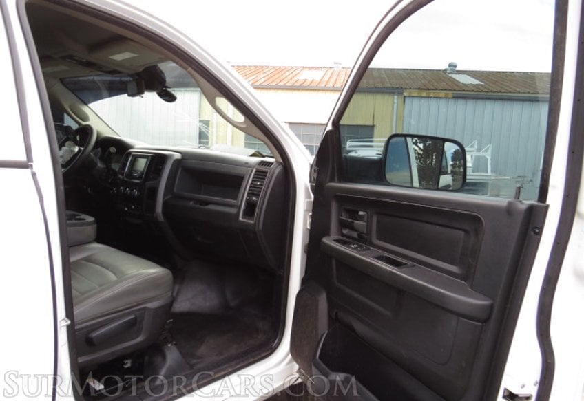 2016 Ram 2500 - Image 9