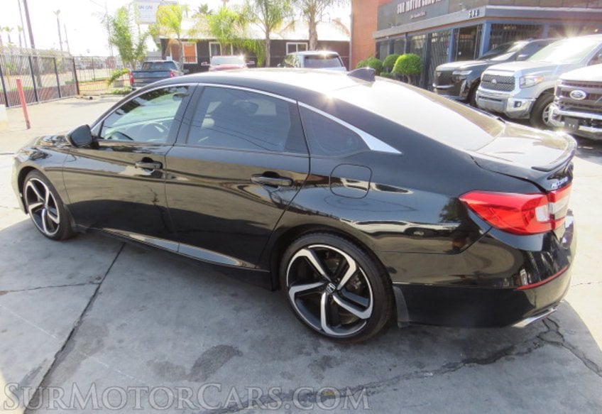 2019 Honda Accord Sedan - Image 5