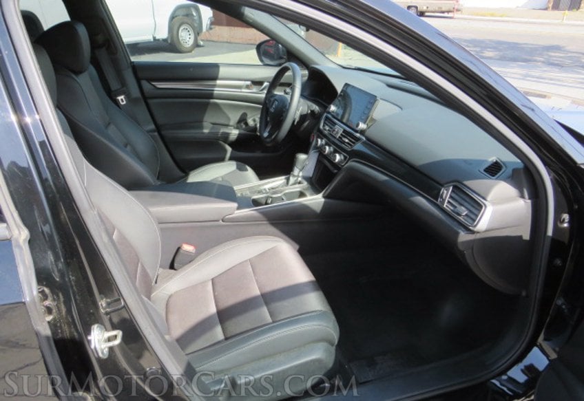 2019 Honda Accord Sedan - Image 25