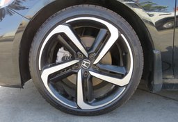 2019 Honda Accord Sedan - Image 16