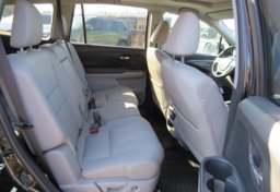 2016 Honda Pilot - Image 28