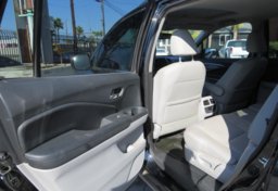 2016 Honda Pilot - Image 20