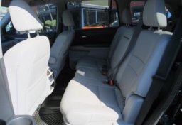 2016 Honda Pilot - Image 25