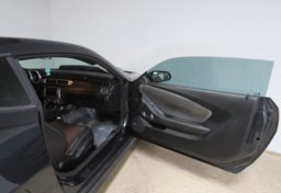 2014 Chevrolet Camaro - Image 18