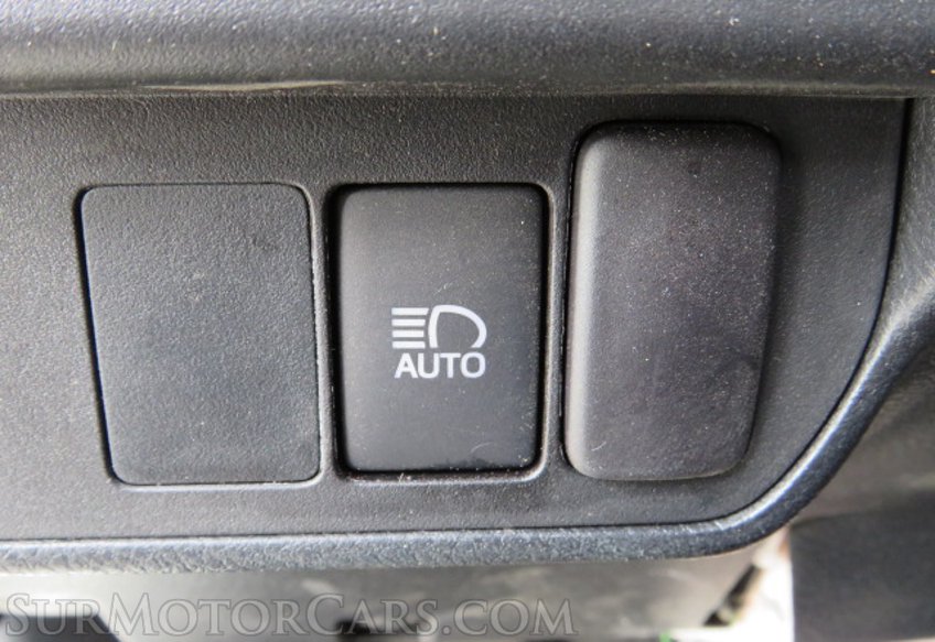 2019 Toyota Tacoma 4WD - Image 38