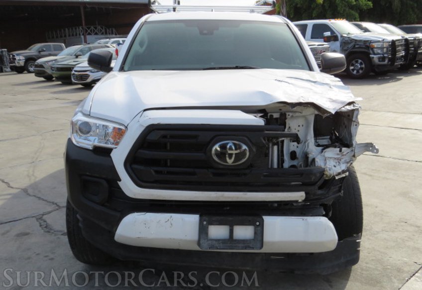 2019 Toyota Tacoma 4WD - Image 9