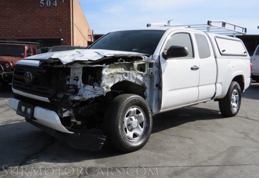 2019 Toyota Tacoma 4WD - Image 4