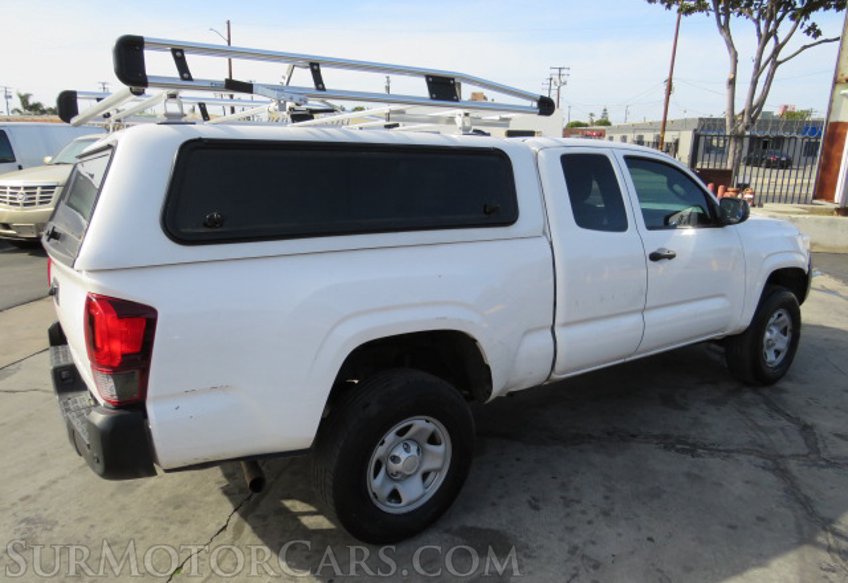 2019 Toyota Tacoma 4WD - Image 5
