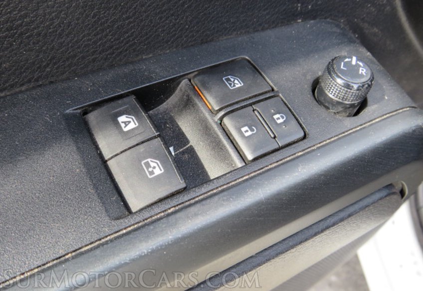 2019 Toyota Tacoma 4WD - Image 39