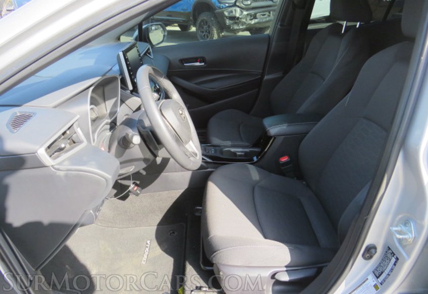 2021 Toyota Corolla Hatchback - Image 29