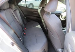 2021 Toyota Corolla Hatchback - Image 32