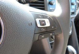 2018 Volkswagen Atlas - Image 33