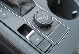 2018 Volkswagen Atlas - Image 44