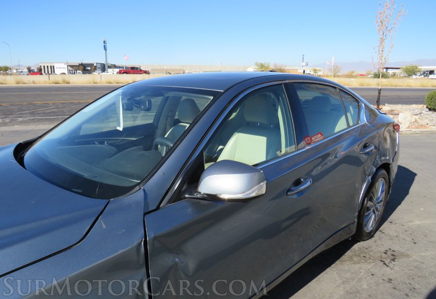 2018 Infiniti Q50 - Image 12