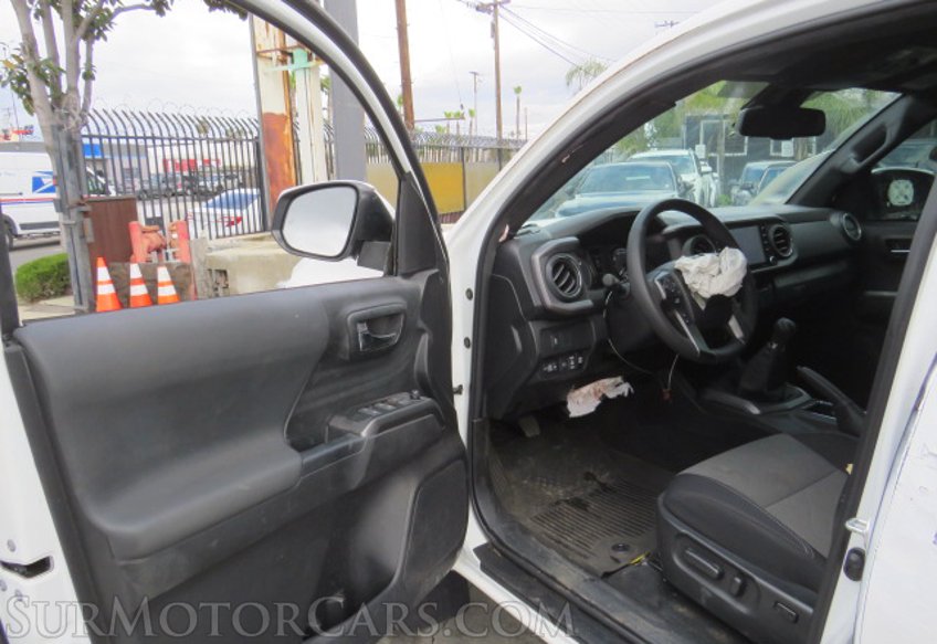2022 Toyota Tacoma 4WD - Image 21