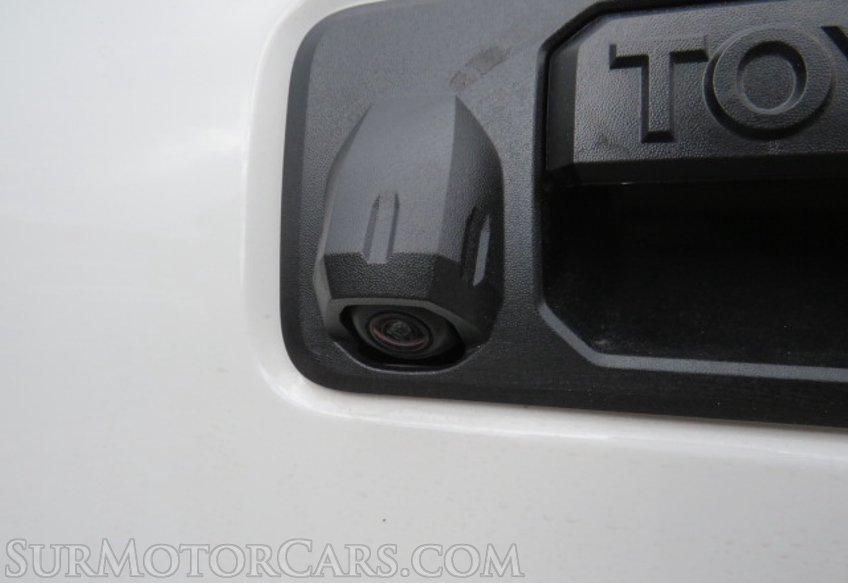 2022 Toyota Tacoma 4WD - Image 17