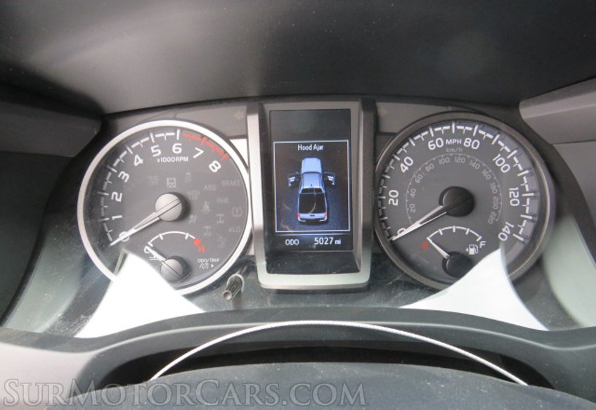 2022 Toyota Tacoma 4WD - Image 36