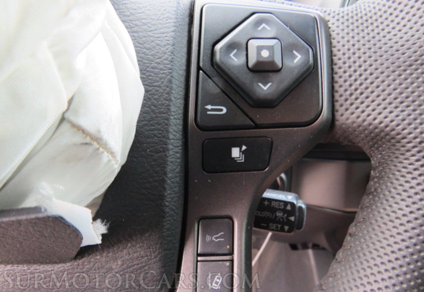 2022 Toyota Tacoma 4WD - Image 33