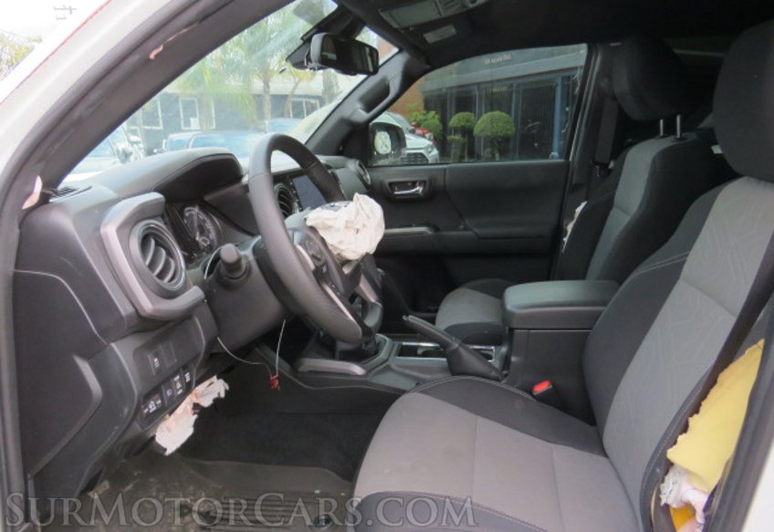 2022 Toyota Tacoma 4WD - Image 29