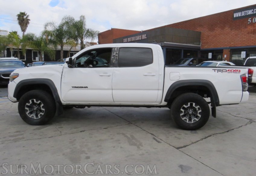 2022 Toyota Tacoma 4WD - Image 10