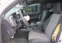 2022 Toyota Tacoma 4WD - Image 25