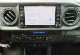 2022 Toyota Tacoma 4WD - Image 38