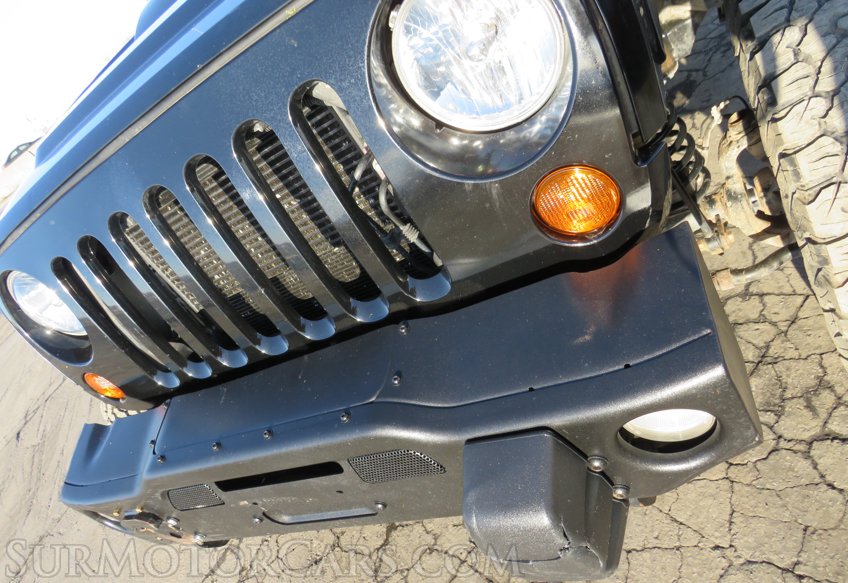 2012 Jeep Wrangler Unlimited - Image 13