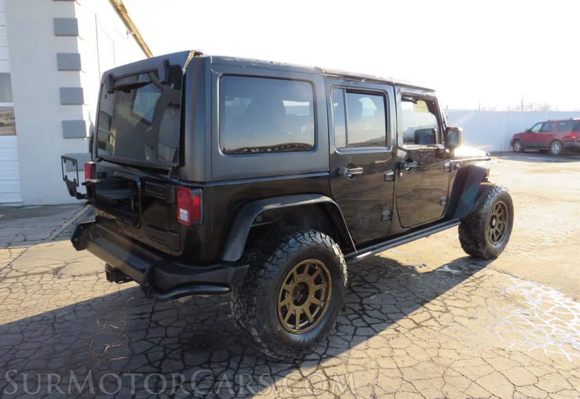 2012 Jeep Wrangler Unlimited - Image 6