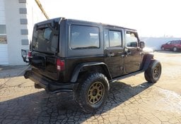 2012 Jeep Wrangler Unlimited - Image 8