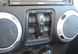 2012 Jeep Wrangler Unlimited - Image 40