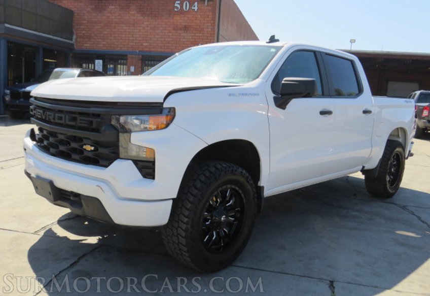 2022 Chevrolet Silverado 1500 - Image 3