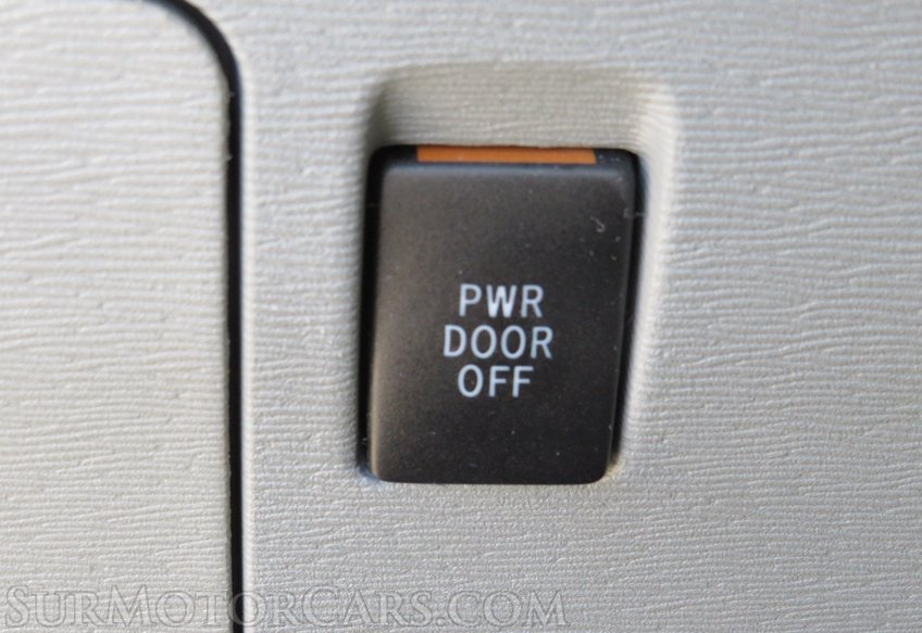 2014 Toyota Sienna - Image 47