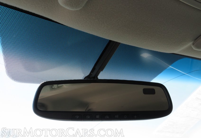 2014 Toyota Sienna - Image 49