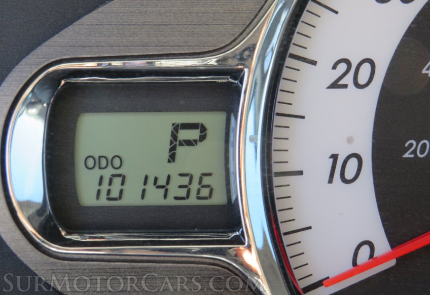 2014 Toyota Sienna - Image 42