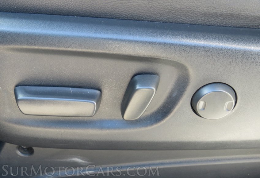 2014 Toyota Sienna - Image 51