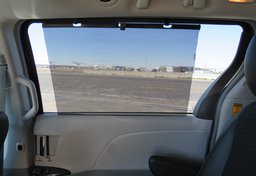 2014 Toyota Sienna - Image 44