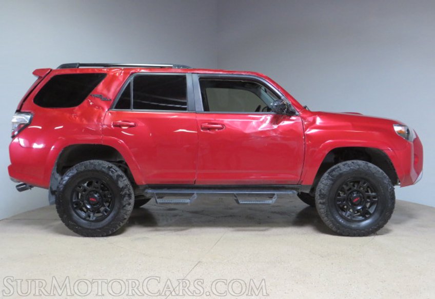2021 Toyota 4Runner - Image 12