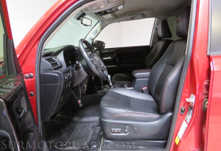 2021 Toyota 4Runner - Image 28