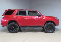 2021 Toyota 4Runner - Image 12