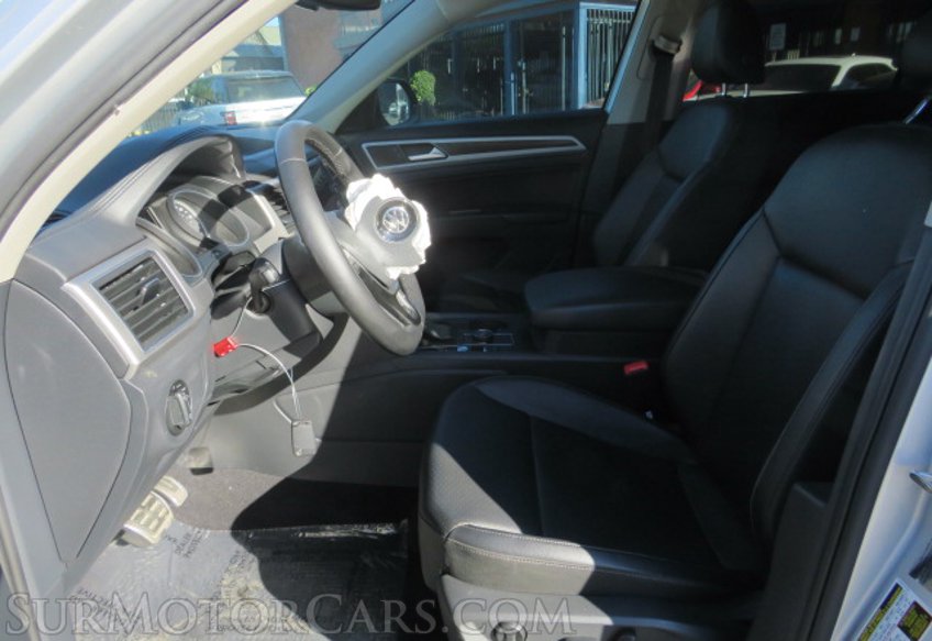 2018 Volkswagen Atlas - Image 27