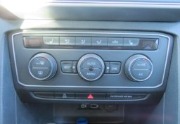 2018 Volkswagen Atlas - Image 44